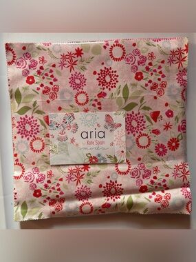 Aria by Kate Spain for Moda Fabrics - Quilting precut Layer Cake